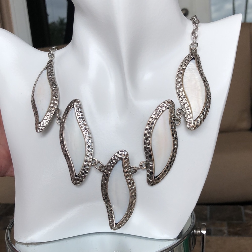 Fashion Flame Silver Bib Necklace